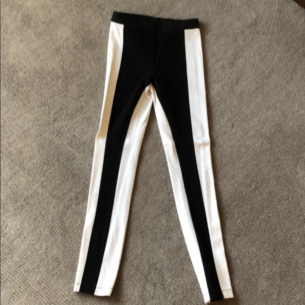 BCBG leggings